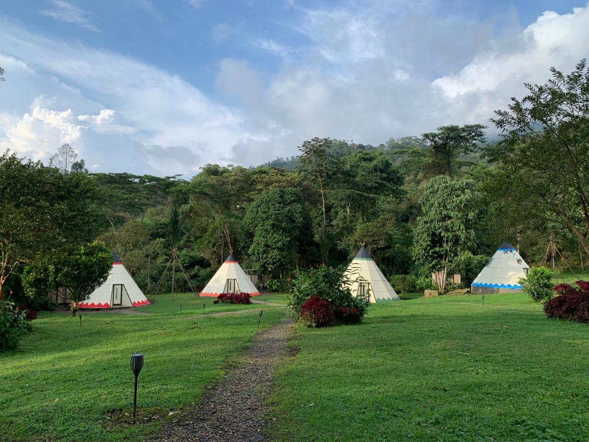 Bosque De Aventura & Glamping Refugio Del Bosque Hotell La Mesa  Exteriör bild