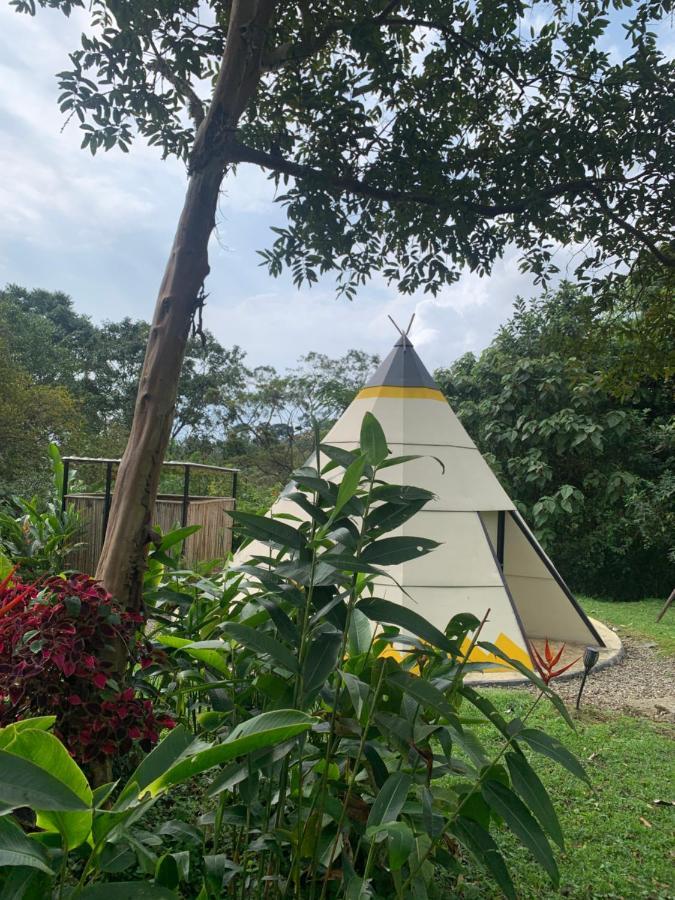 Bosque De Aventura & Glamping Refugio Del Bosque Hotell La Mesa  Exteriör bild