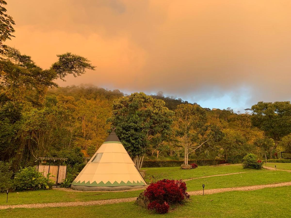 Bosque De Aventura & Glamping Refugio Del Bosque Hotell La Mesa  Exteriör bild