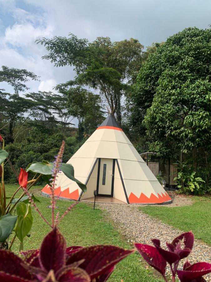 Bosque De Aventura & Glamping Refugio Del Bosque Hotell La Mesa  Exteriör bild